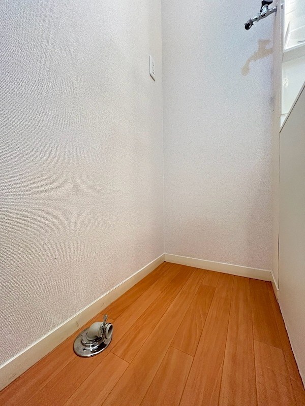 その他設備　室内洗濯機置き場完備。