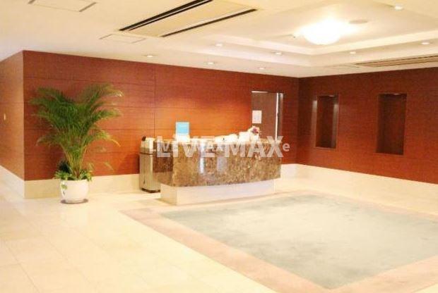 ロビー　コンシェルジュ付き