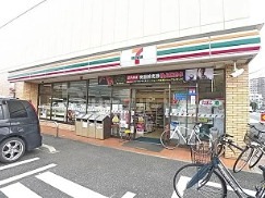 コンビニ　セブンイレブン 葛飾東金町4丁目店（コンビニ）まで332m