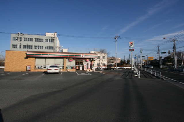 コンビニ　セブンイレブン熊谷久保島店（コンビニ）まで743m