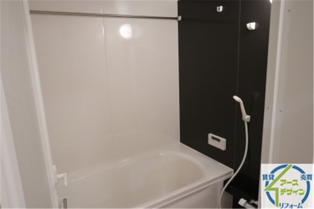 バス・シャワールーム　パース写真