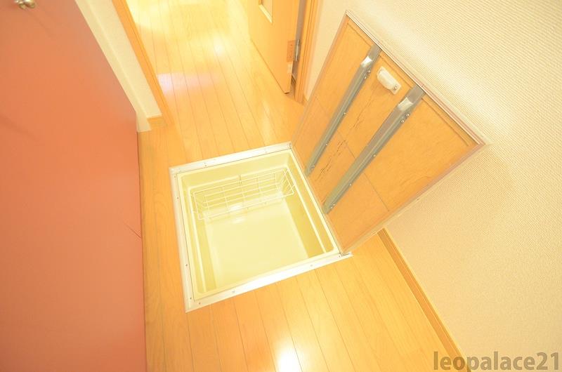収納　備品や設備仕様は号室等により異なります現地をご確認下さい。