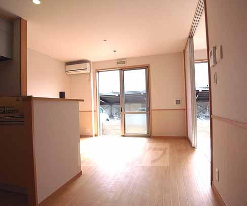 居室・リビング　広々なりビングです。