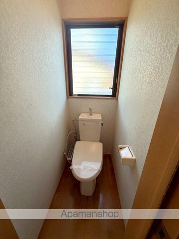 福田貸家のトイレ写真