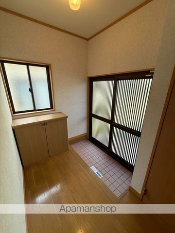福田貸家の玄関写真