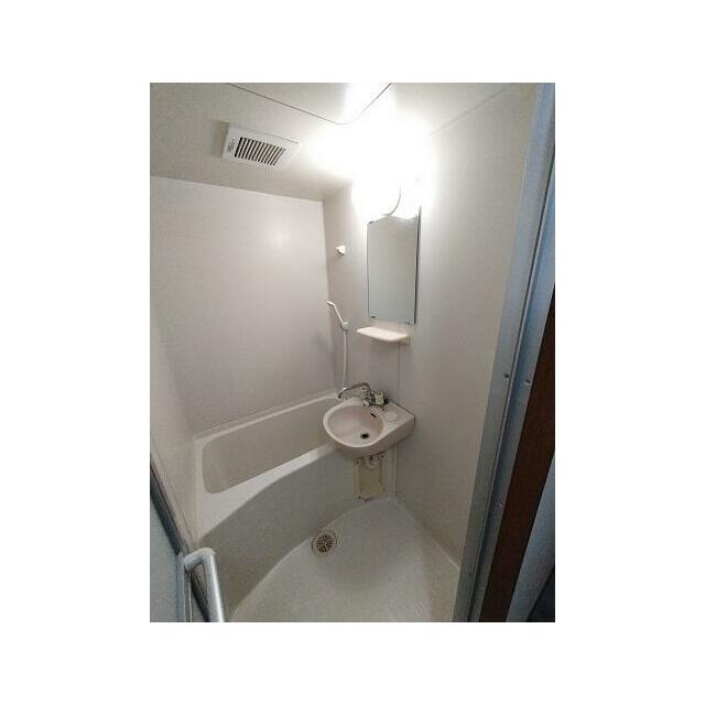 バス・シャワールーム　バストイレ別