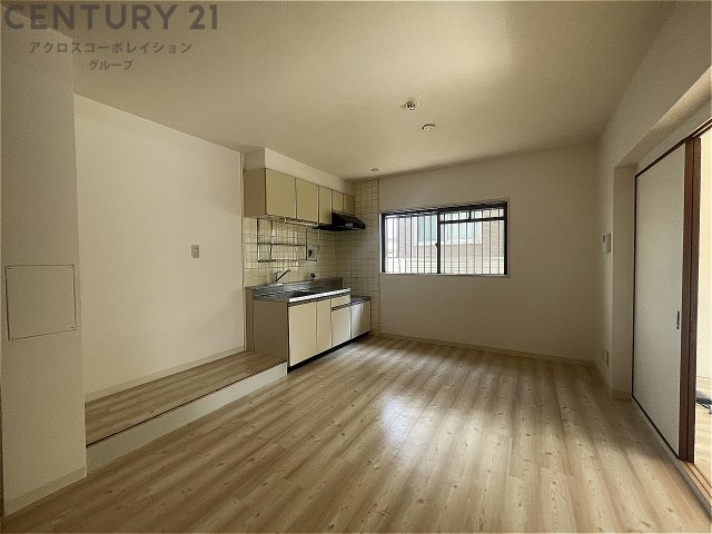 居室・リビング　10.6帖のLDK☆