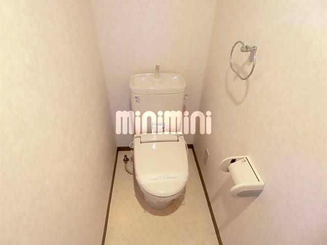 トイレ　温水洗浄便座に変更予定です。