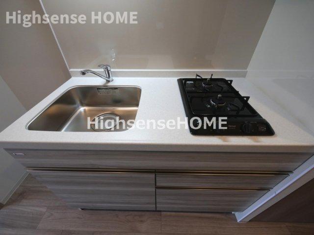 キッチン　コンパクトなキッチンで掃除もラクラク