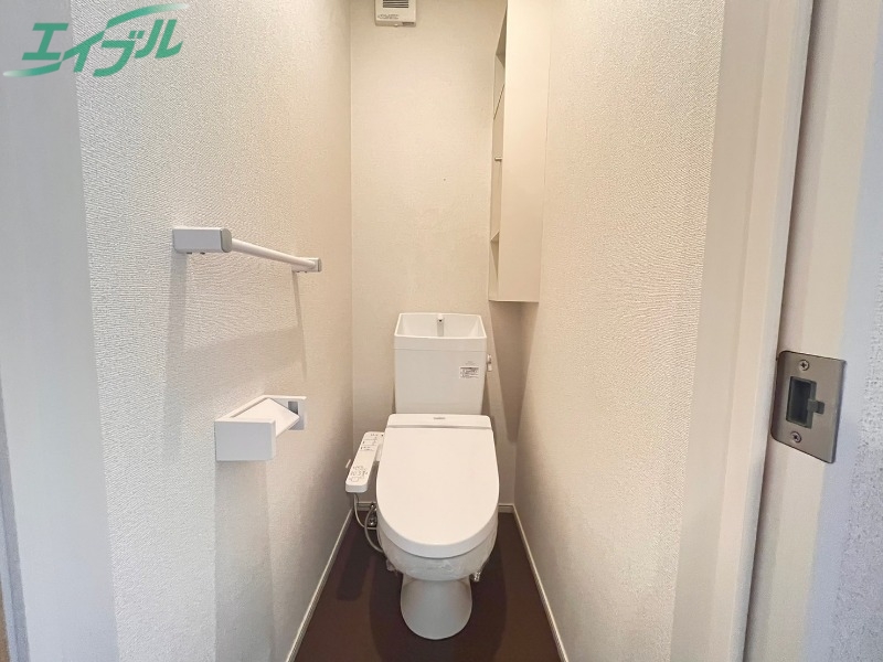 トイレ　反転タイプ参考写真