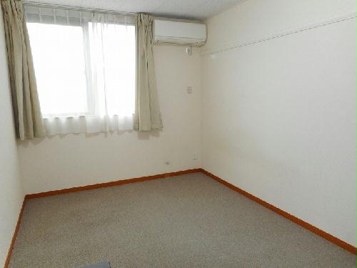 居室・リビング　部屋によっては家具家電が付いておりません