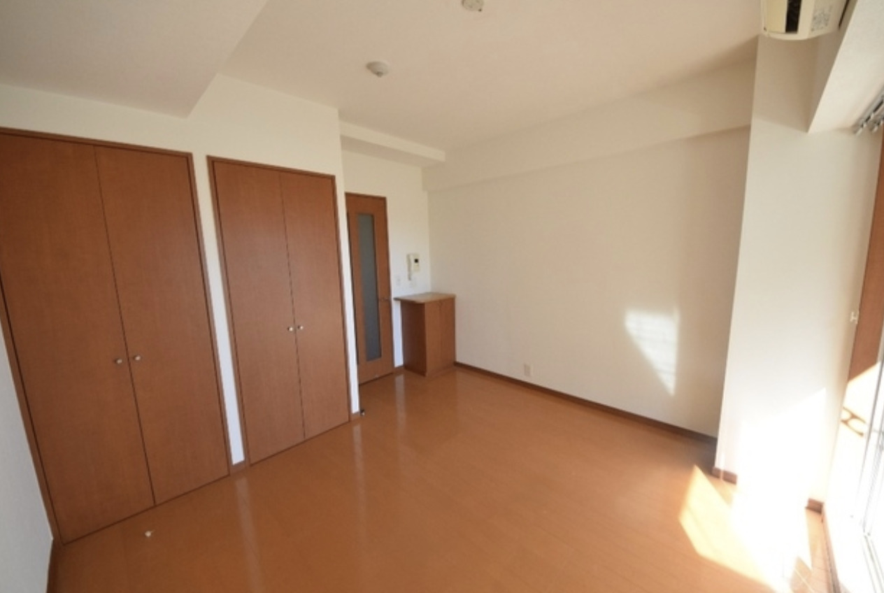 居室・リビング　別号室の写真です