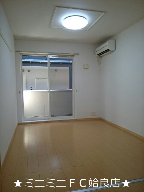 居室・リビング　※同タイプ