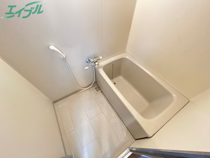 バス・シャワールーム　別部屋参考写真です