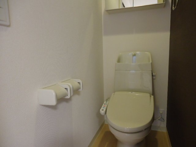 トイレ　シャワー付トイレ