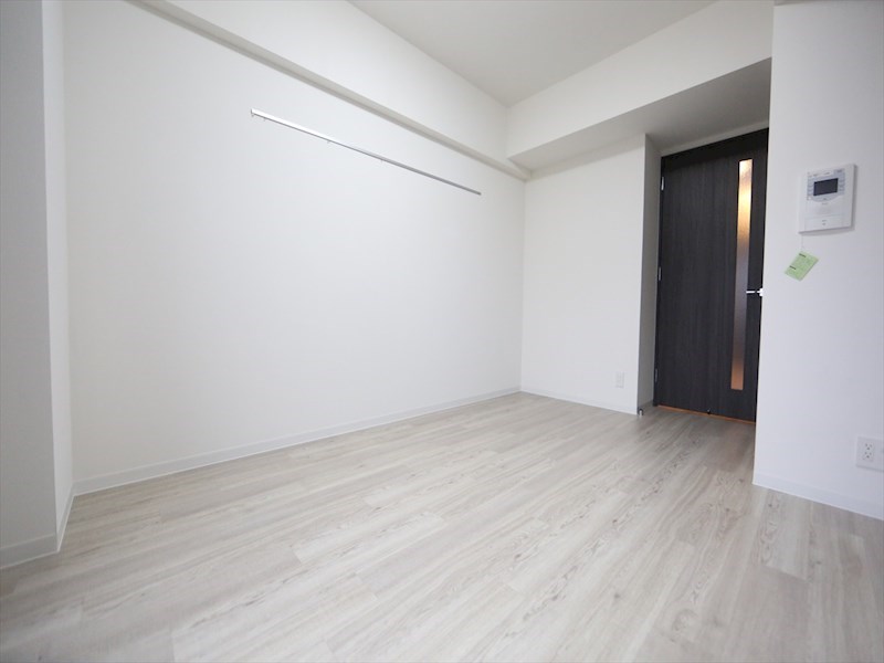 その他部屋・スペース　洋室6.8帖　クローゼット付（収納充実してます）