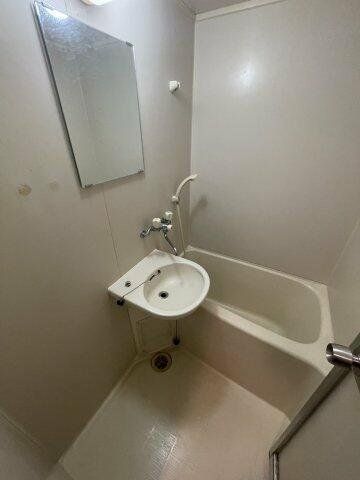 バス・シャワールーム　別室参考写真