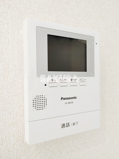 セキュリティ　女性の方でも安心のモニター付きインターホン♪
