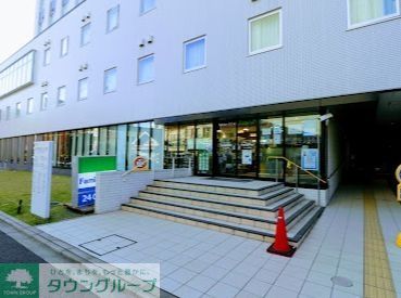 コンビニ　ファミリーマートばんたね病院店（コンビニ）まで200m