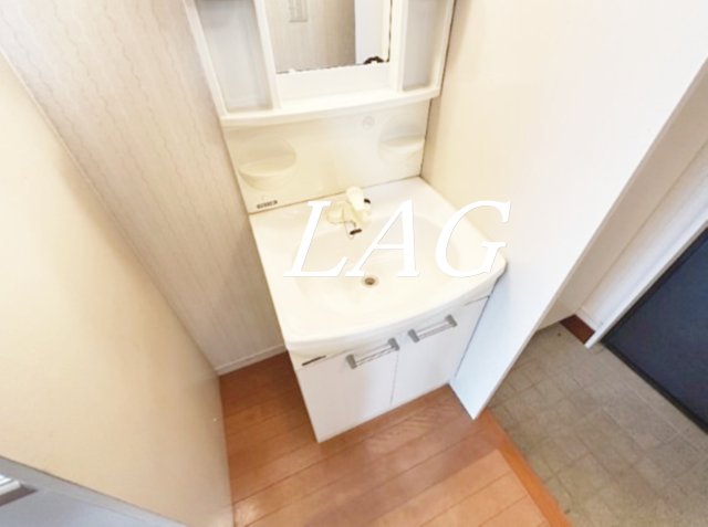 洗面設備　洗面台です。