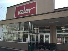 スーパー　バロー 下鳥羽店（スーパー）まで1084m