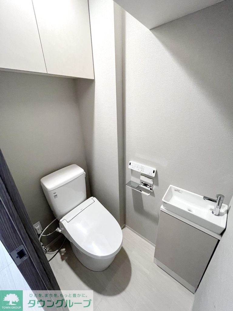 トイレ　※同室タイプ参考写真