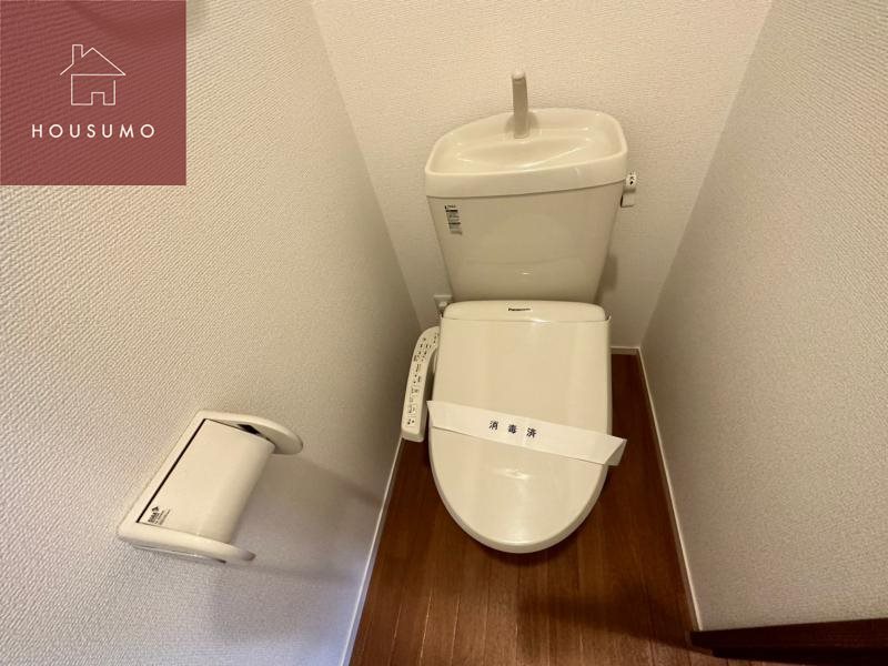 トイレ　落ち着いたトイレです