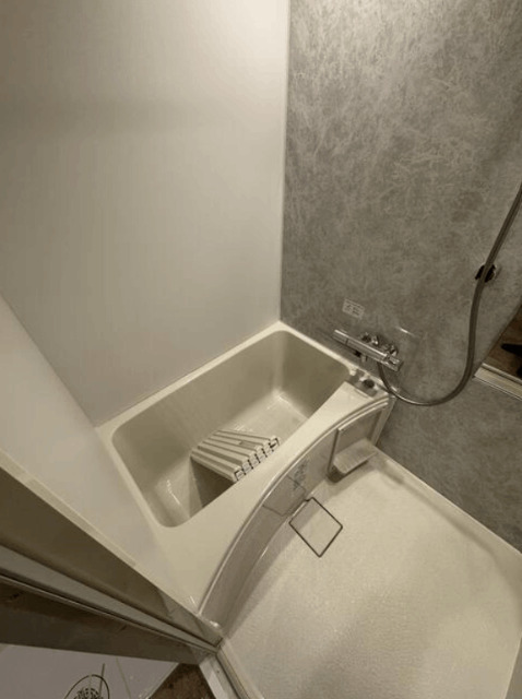 バス・シャワールーム　※別部屋参考写真