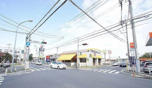飲食店　マクドナルド（飲食店）まで600m