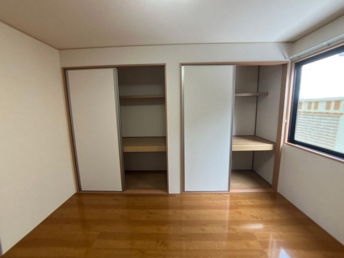 収納　おしゃれなリビングです