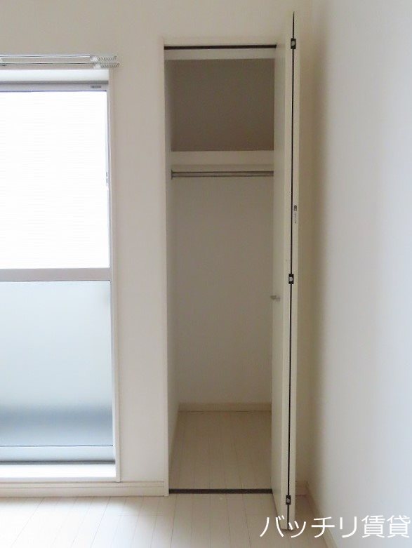 収納　同型タイプの為、現状を優先いたします。