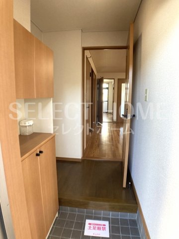 玄関　落ち着いた玄関です