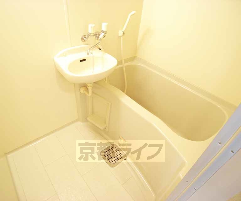 バス・シャワールーム　お風呂です。