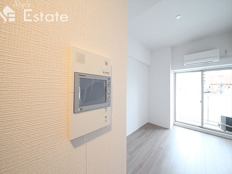 セキュリティ　モニター付きインターホン