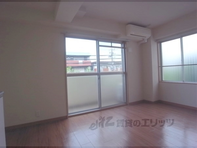 居室・リビング　洋室