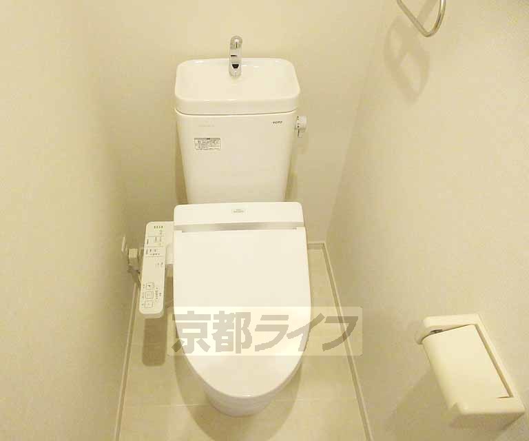 トイレ　ウォシュレット完備