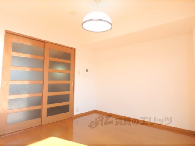 居室・リビング　洋室