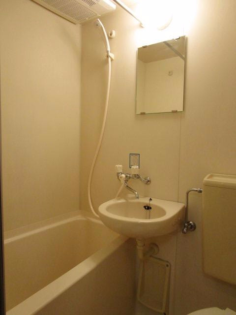 バス・シャワールーム　＊別室参考