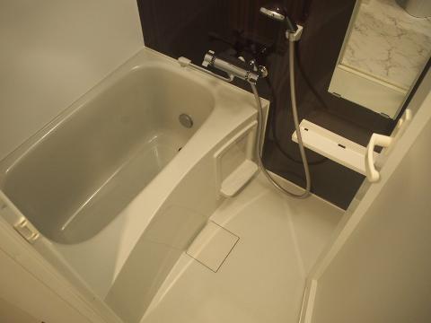 バス・シャワールーム　バス
