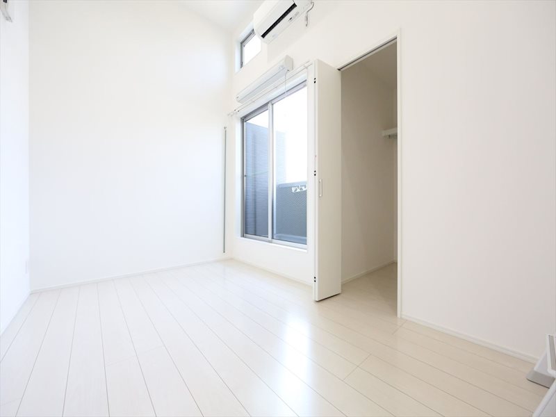 バルコニー　洋室6.6帖　ロフト5.7帖（収納でも使えます）