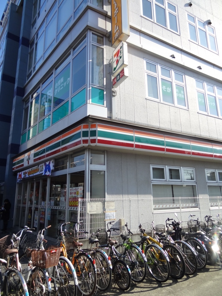 コンビニ　セブン－イレブン千葉蘇我駅前店（コンビニ）まで195m