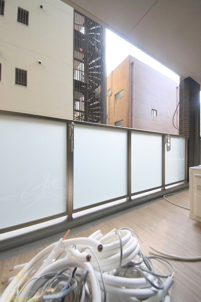 バルコニー　LaDouceur谷町