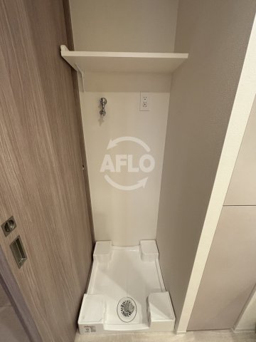 その他　コンフォリア・リヴ本町WEST Q　洗面台