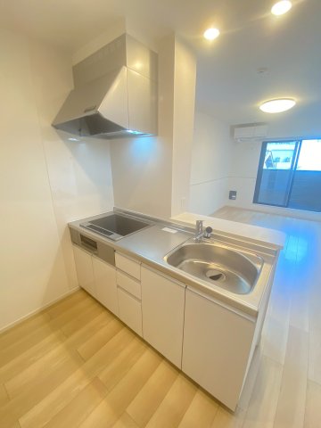 キッチン　※同タイプの写真となります。