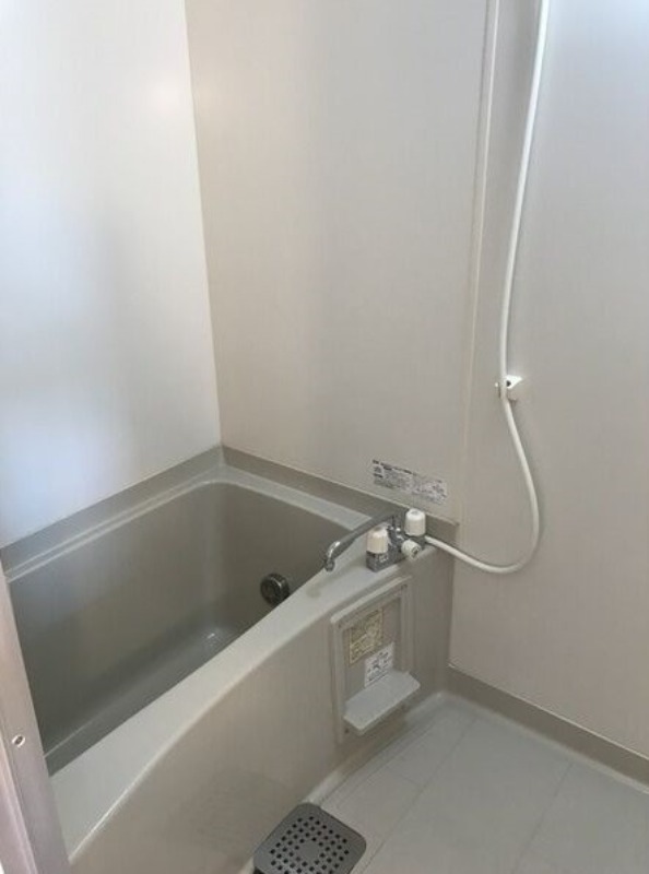 バス・シャワールーム　図面と現状に相違がある場合には現状を優先