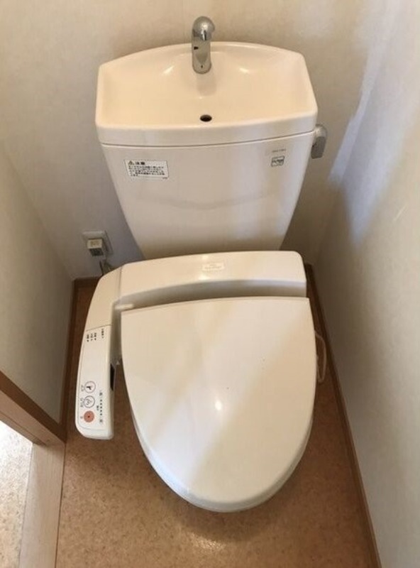 トイレ　図面と現状に相違がある場合には現状を優先