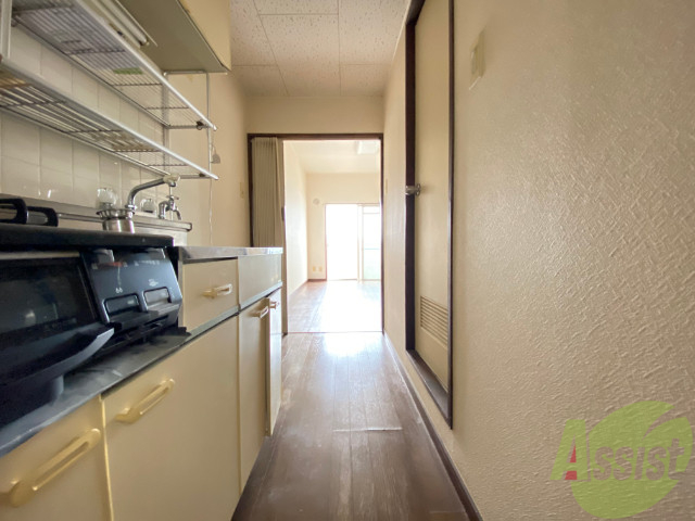 玄関　玄関の様子です。明るい印象ですね。気分もあがりそう。