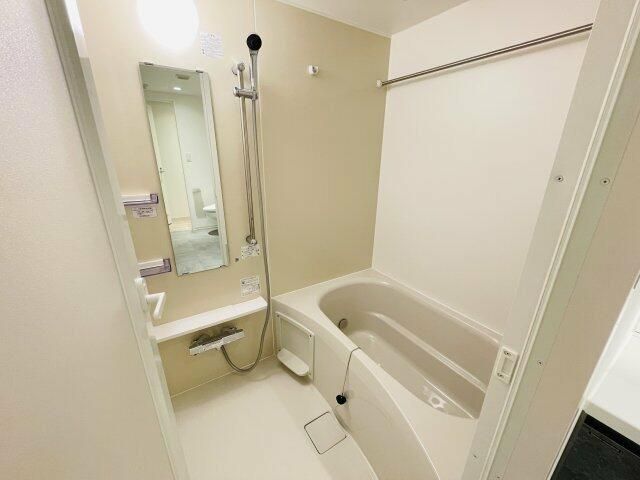 バス・シャワールーム　きれいなお風呂です
