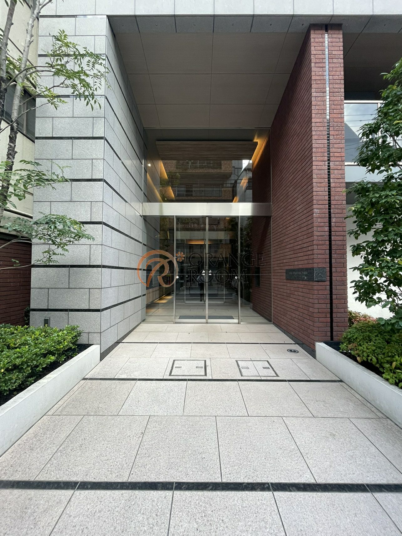 エントランス　レーヴマニフィック本郷