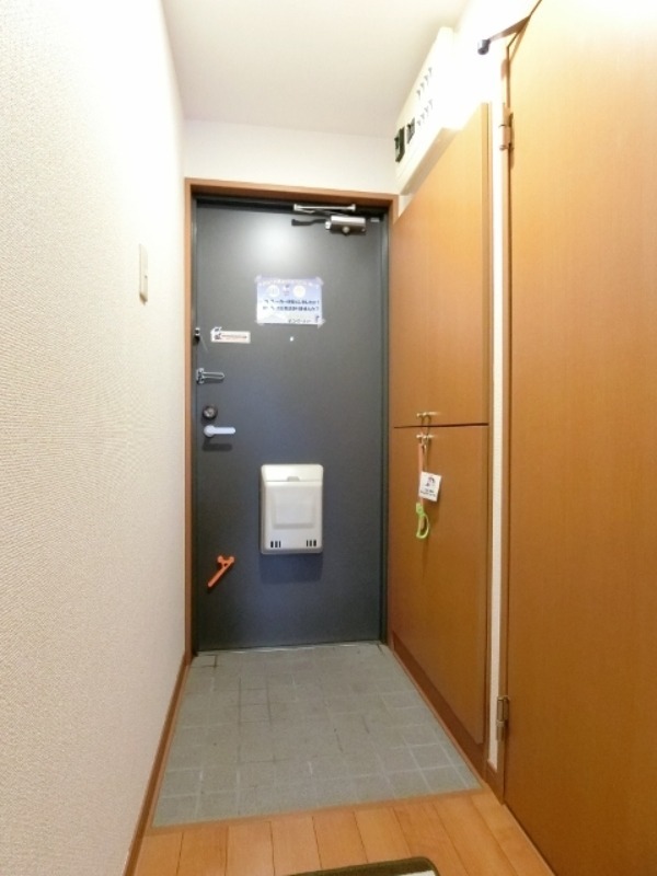 玄関　図面と現状に相違がある場合には現状を優先